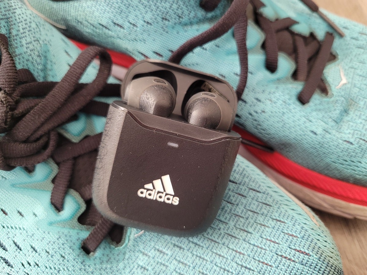1640754501 Test Adidas ZNE 01