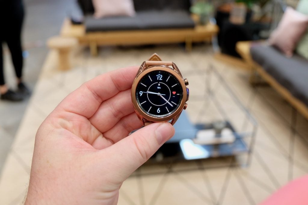 Apple Watch 6 contre Samsung Galaxy Watch 3