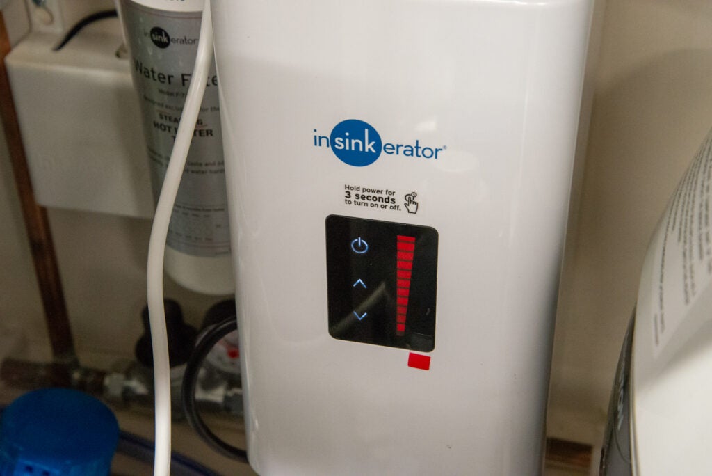 Réservoir tactile InSinkErator 4en1