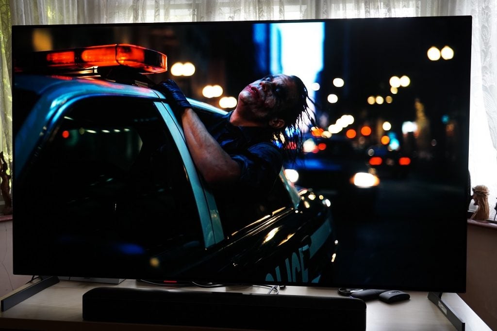 LG G1 OLED Le Chevalier Noir