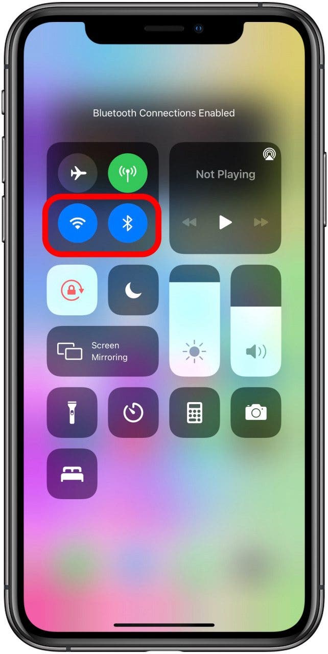 Appuyez sur les boutons Wi-Fi et Bluetooth pour les activer ; ils deviendront bleus.
