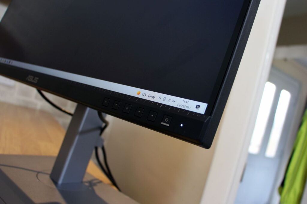 Asus Pro Art 27 03