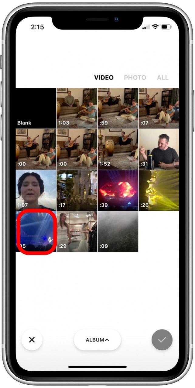 Appuyez pour sélectionner une vidéo. 