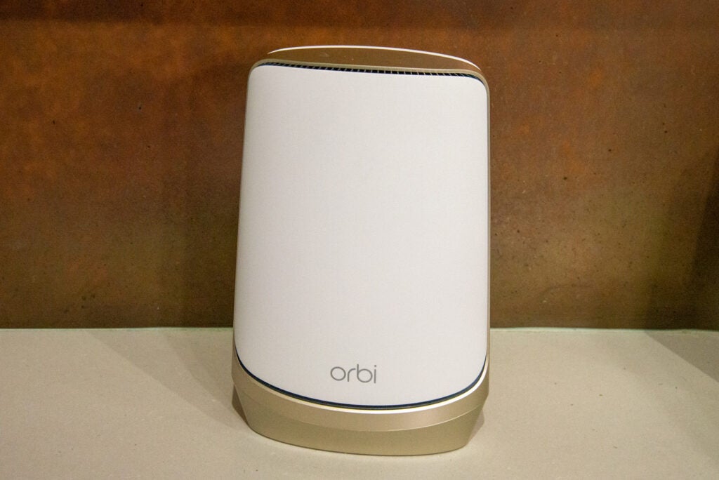 Netgear Orbi RBKE963 Wi-Fi 6E Mesh System routeur avant