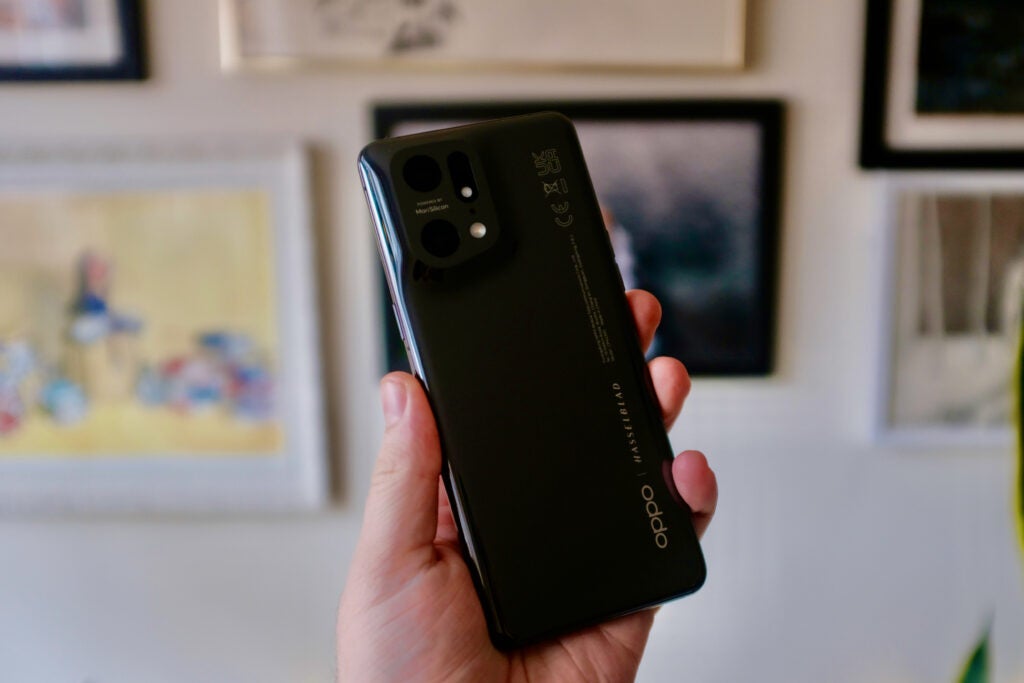 Arrière brillant du Oppo Find X5 Pro