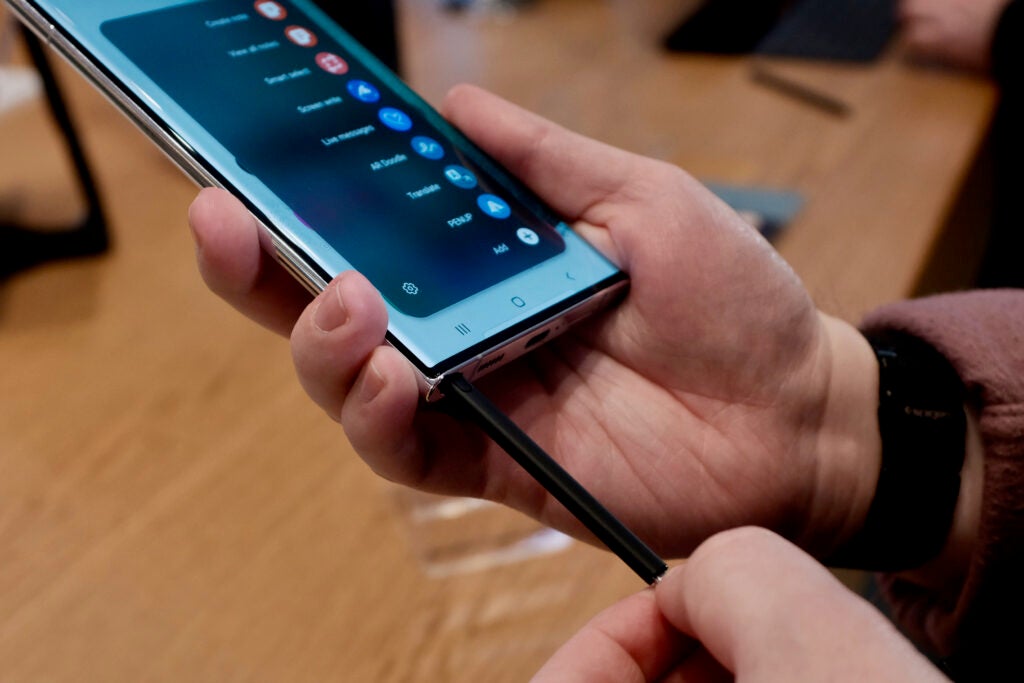 Samsung Galaxy S22 Ultra 3