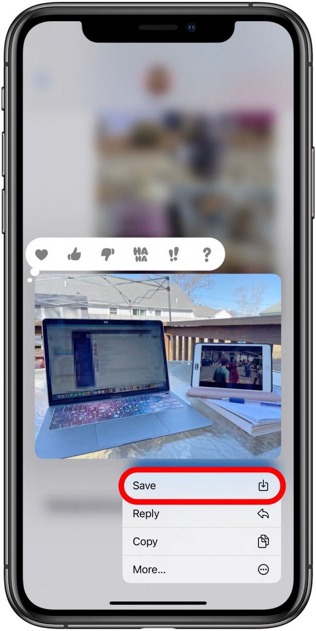 Appuyez sur Enregistrer pour télécharger votre image dans votre galerie iPhone