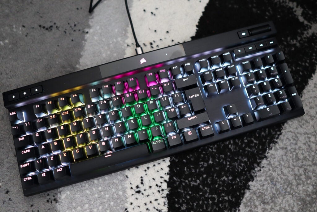 Corsair K70 RVB Pro