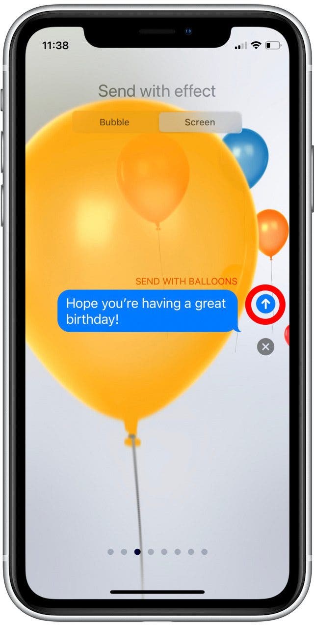 Une fois que vous êtes sur l'effet souhaité, appuyez sur la flèche bleue Envoyer. Voilà comment envoyer des messages avec des effets.