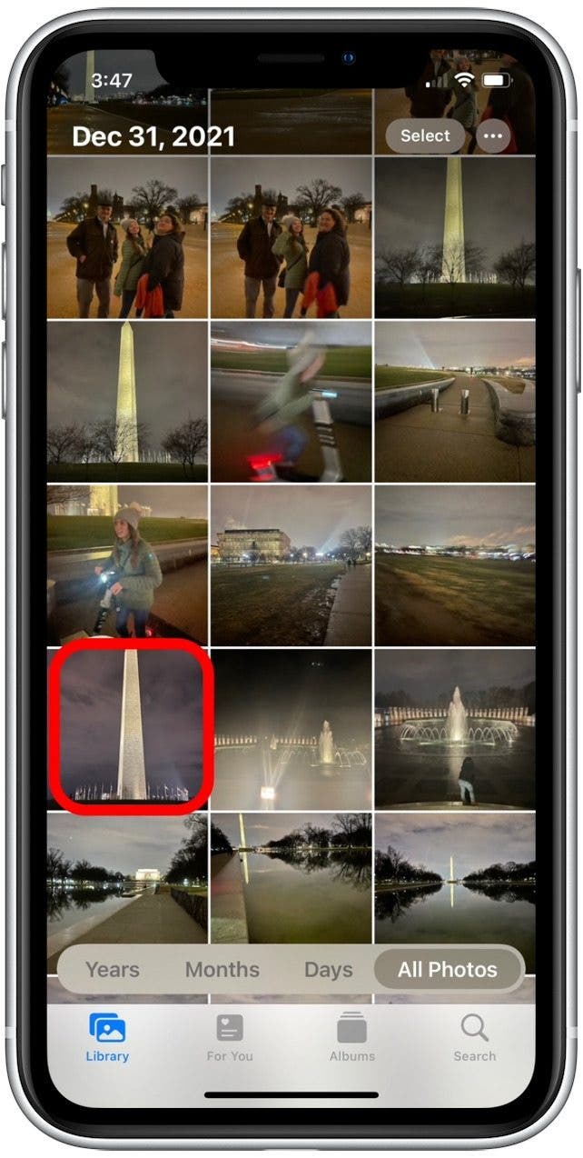 Dans l'application Photos, sélectionnez la photo que vous souhaitez modifier à l'aide de l'application de filtre d'appareil photo iPhone de votre choix.