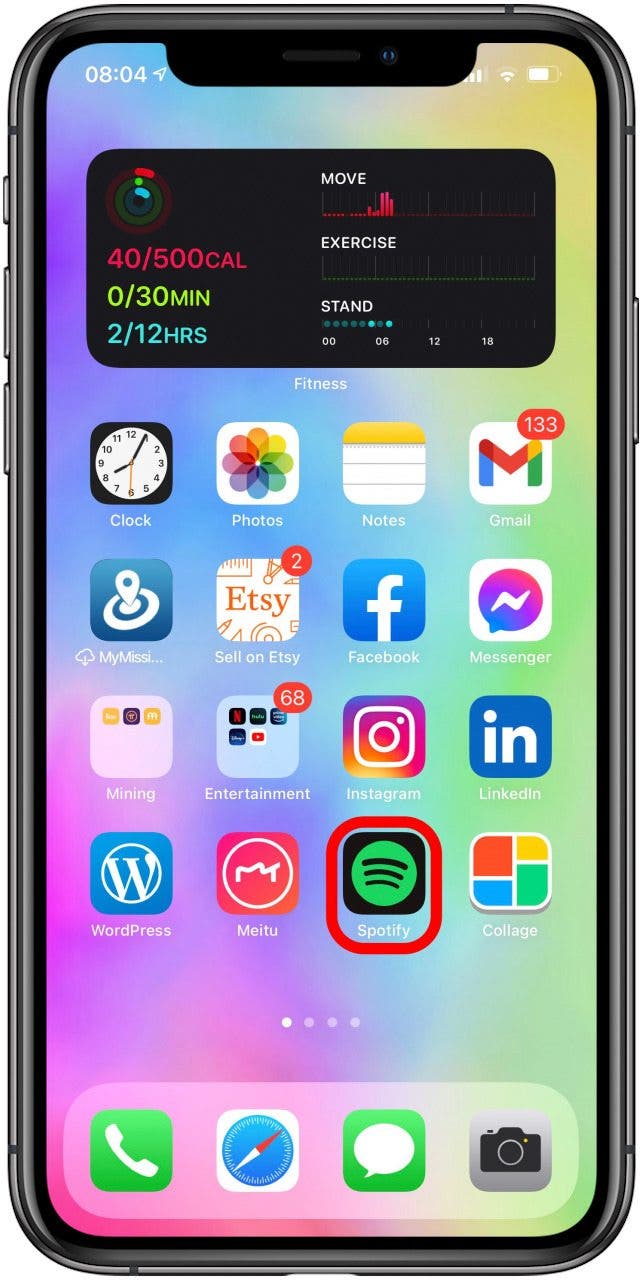 Ouvrez l'application Spotify sur votre iPhone.