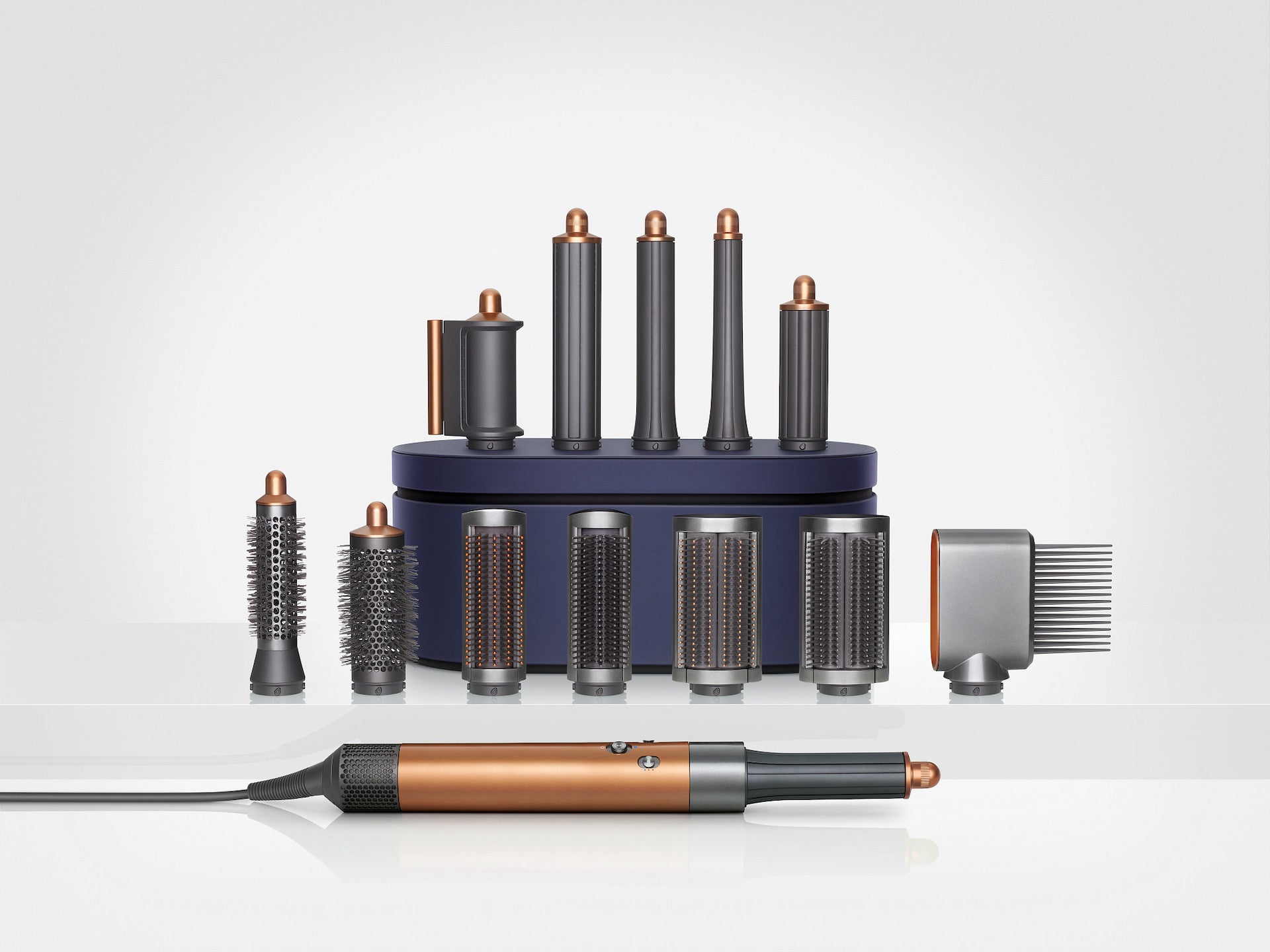 Dyson annonce un nouveau Airwrap avec curling bidirectionnel
