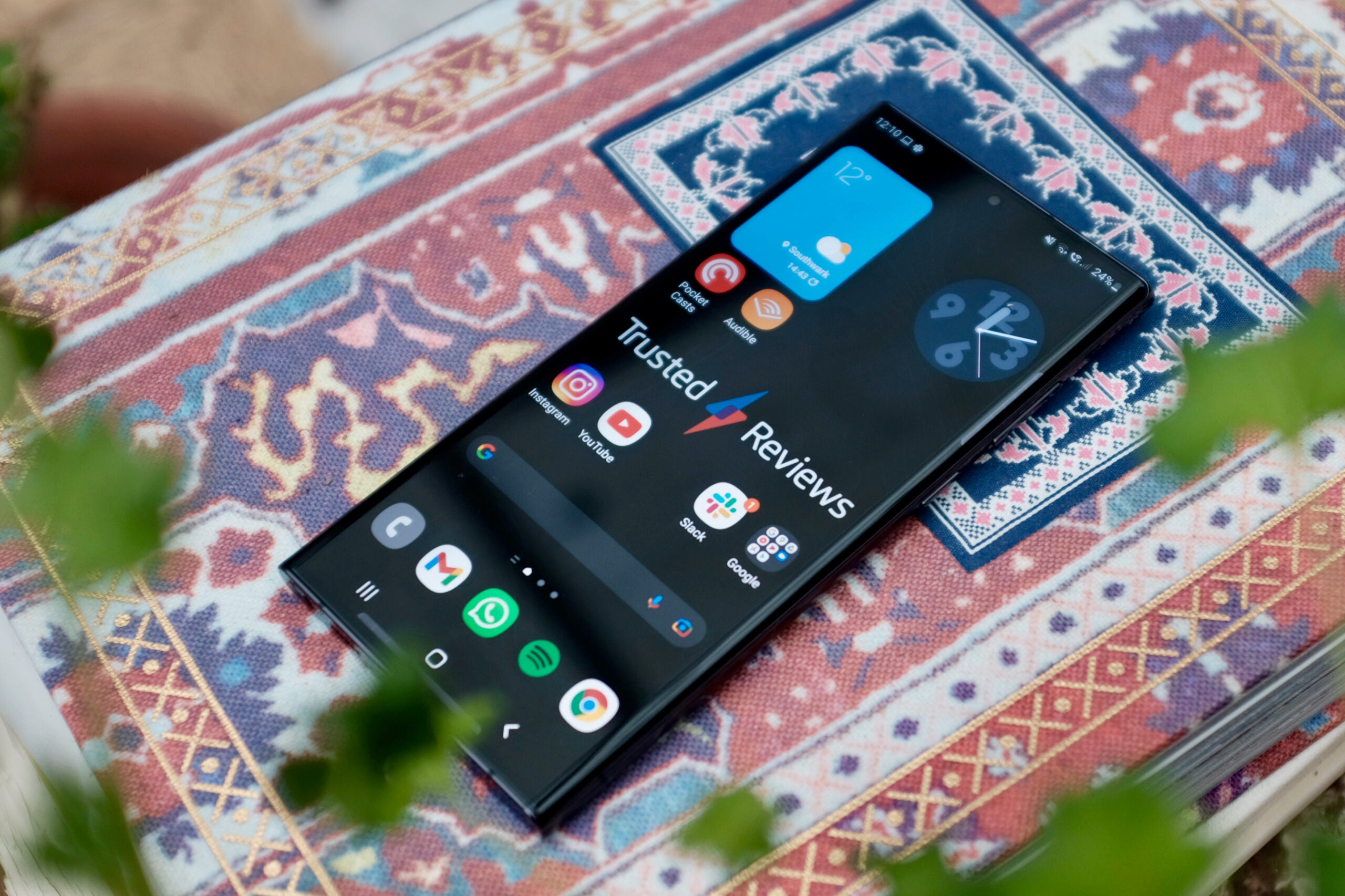La mise a jour du Galaxy S22 redonne le pouvoir