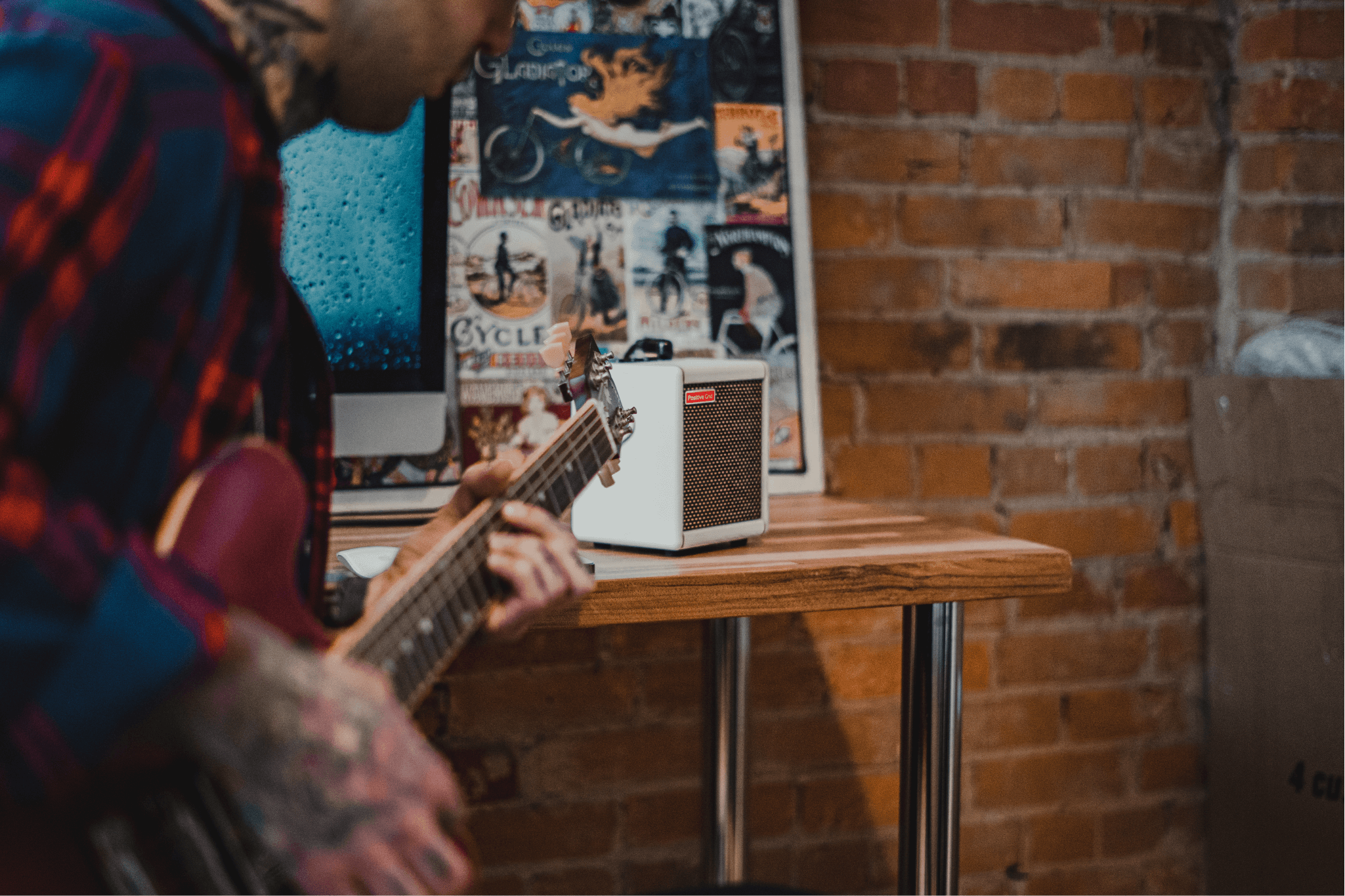 Positive Grid Spark Amp Mini a une batterie pour le