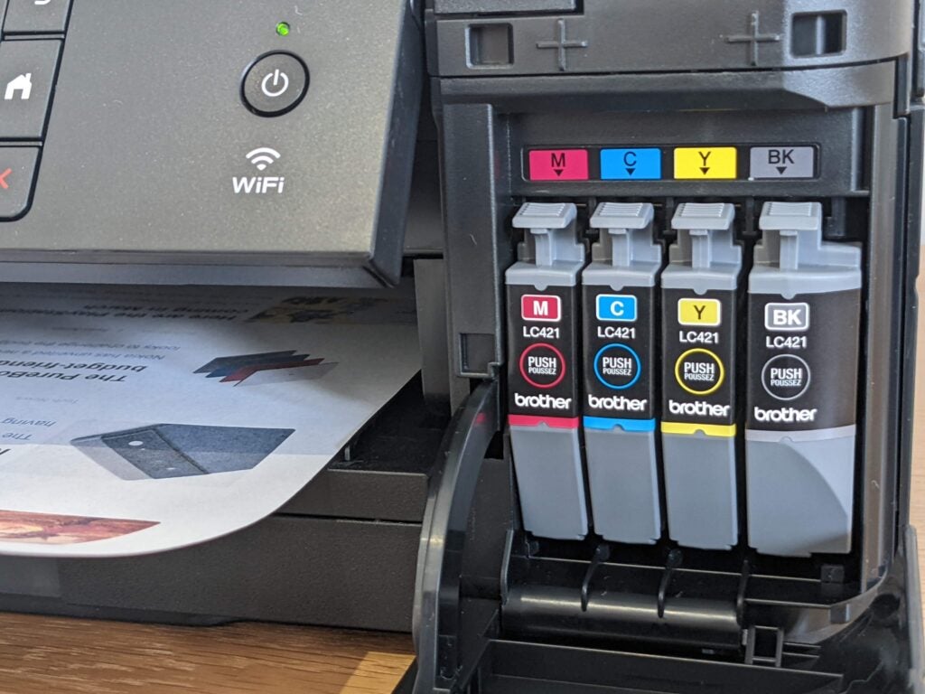 Les cartouches d'encre pour Brother DCP-J1140DW