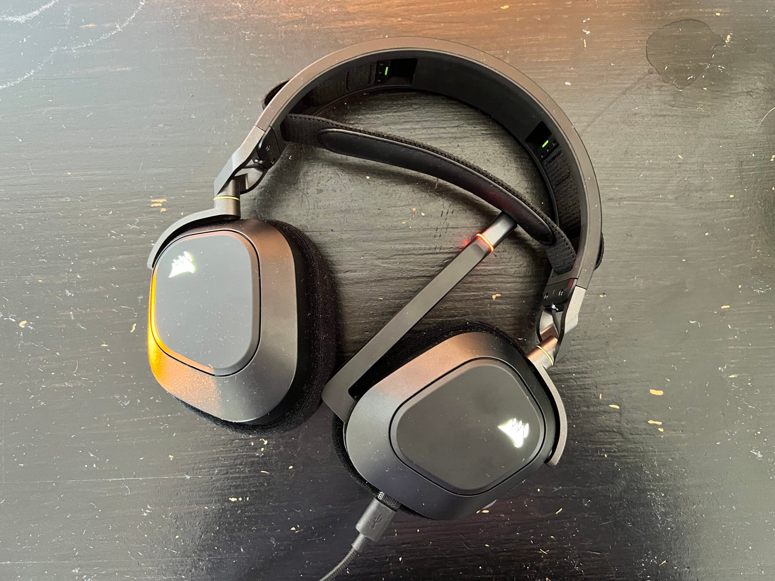 1648824508 Examen sans fil Corsair HS80 RVB