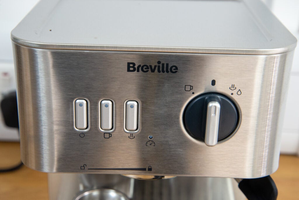 Commandes de la machine à expresso Breville Bijou VCF149