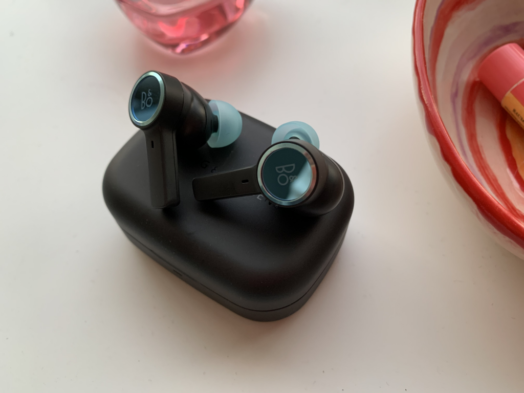 Bang et Olufsen Beoplay EX sur étui