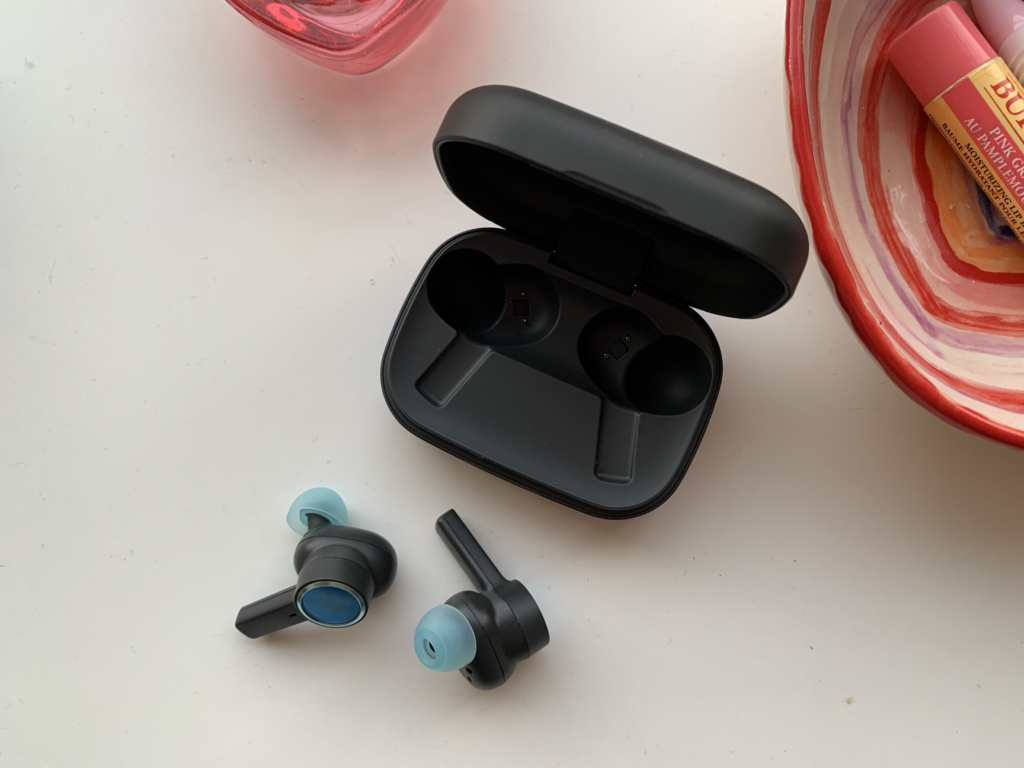 Bang et Olufsen Beoplay EX avec étui