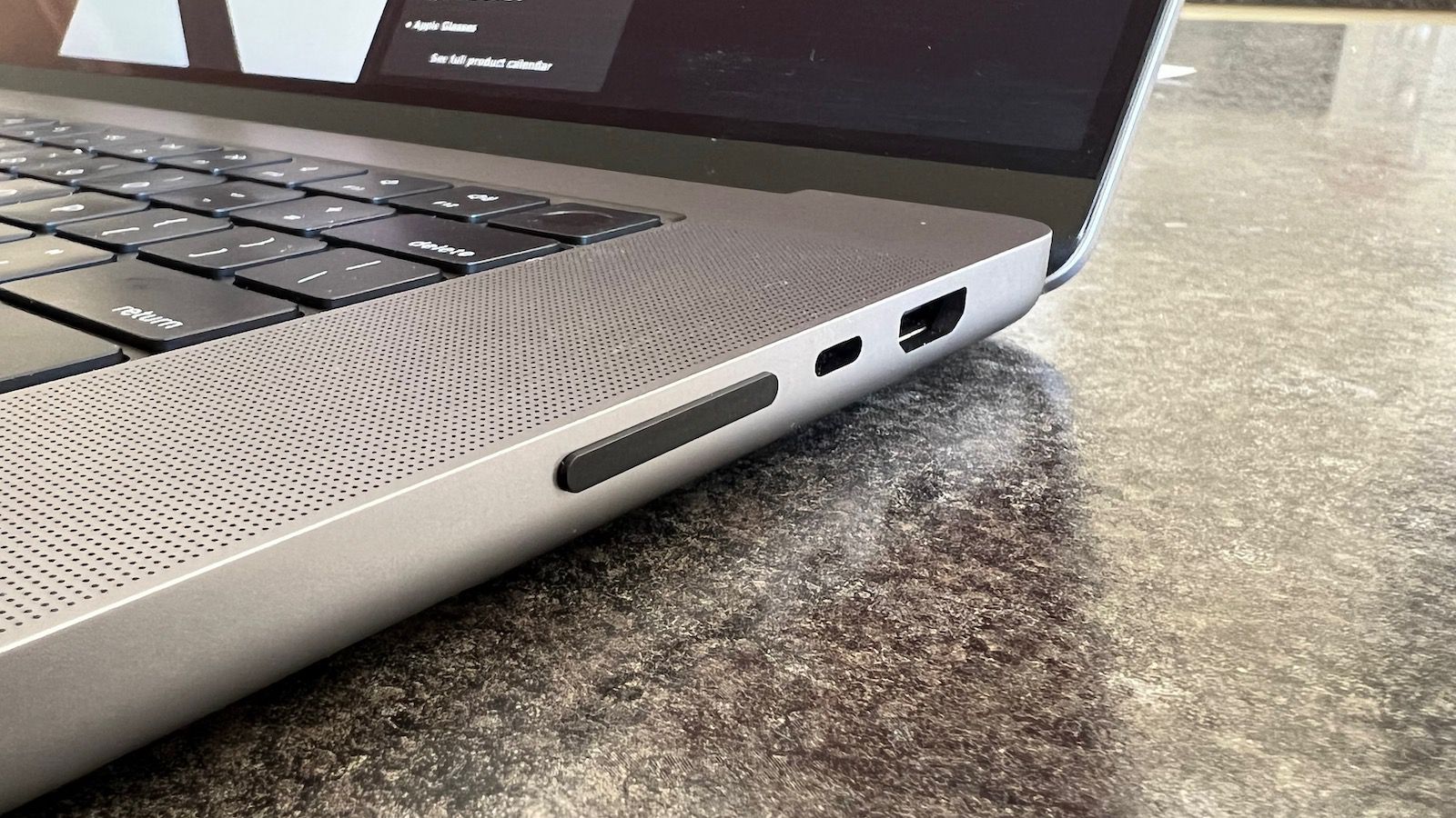 1651098737 Review Le JetDrive Lite 330 de 1 To de Transcend