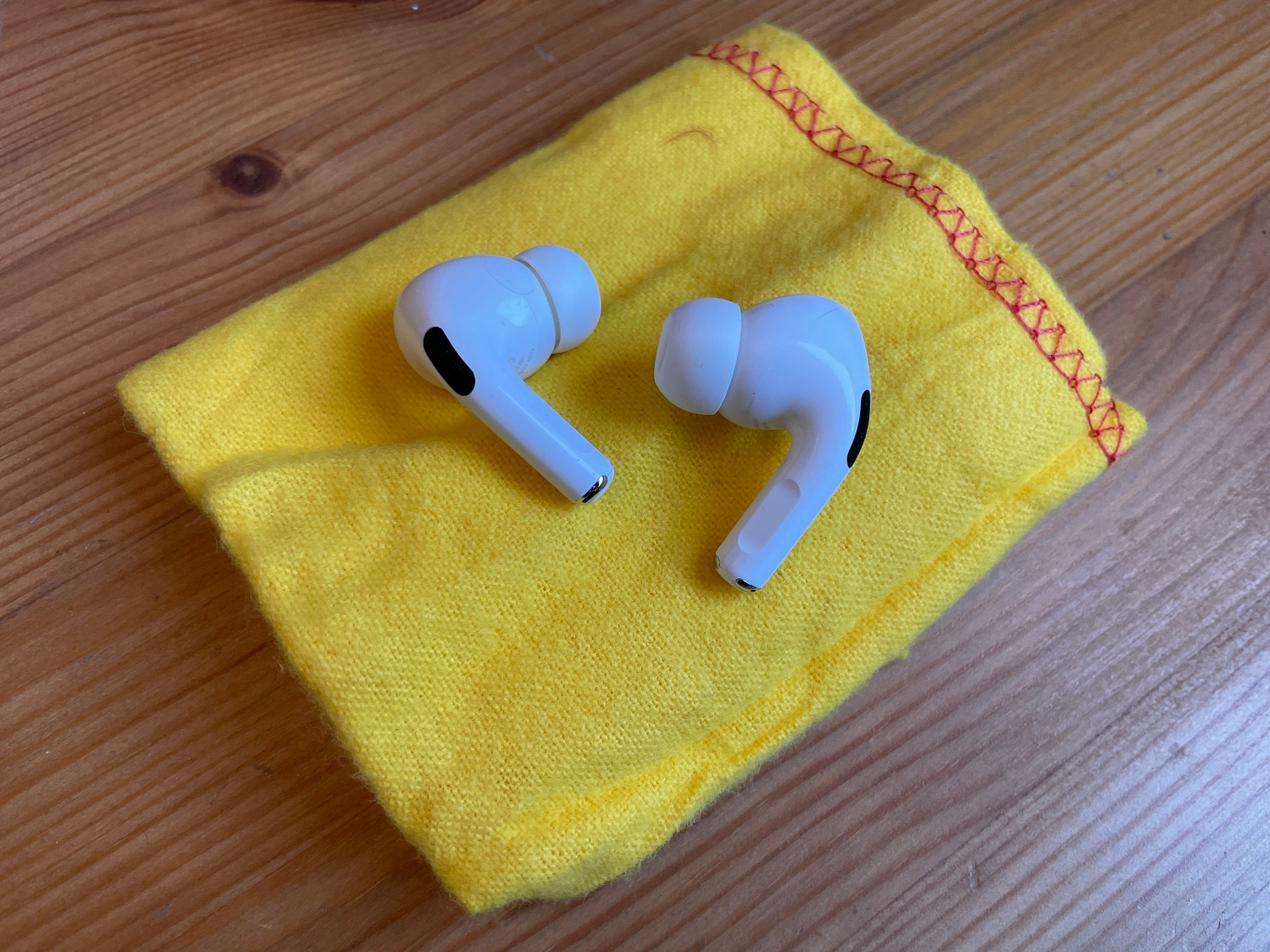 Comment nettoyer Apple AirPods Pro