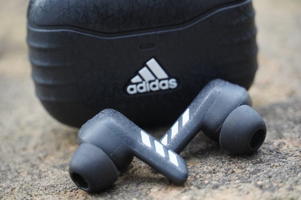 Écouteurs Adidas ZNE 01 ANC hors étui