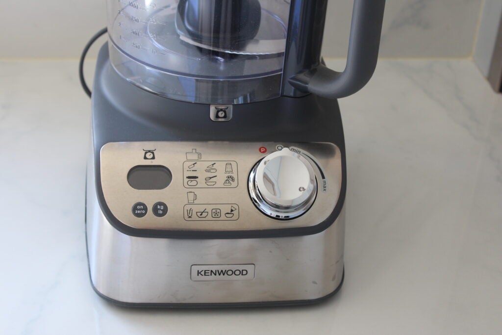 Les commandes du Kenwood Multipro express