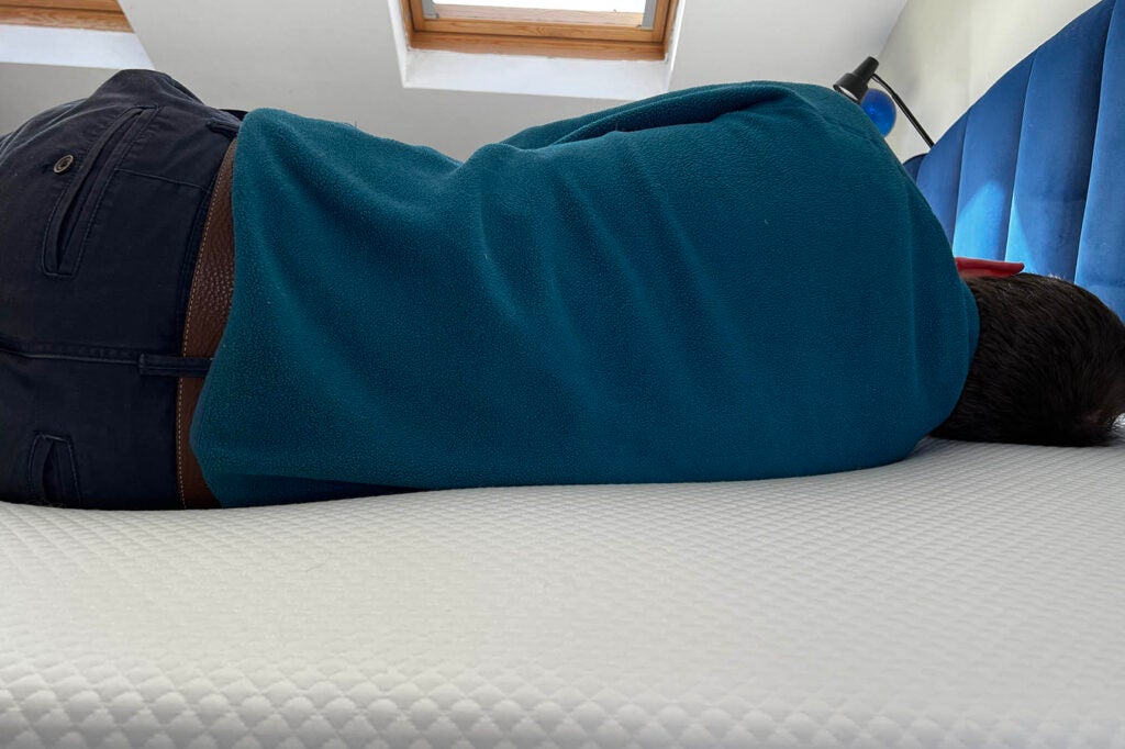 Simba Hybrid Pro couché sur le côté