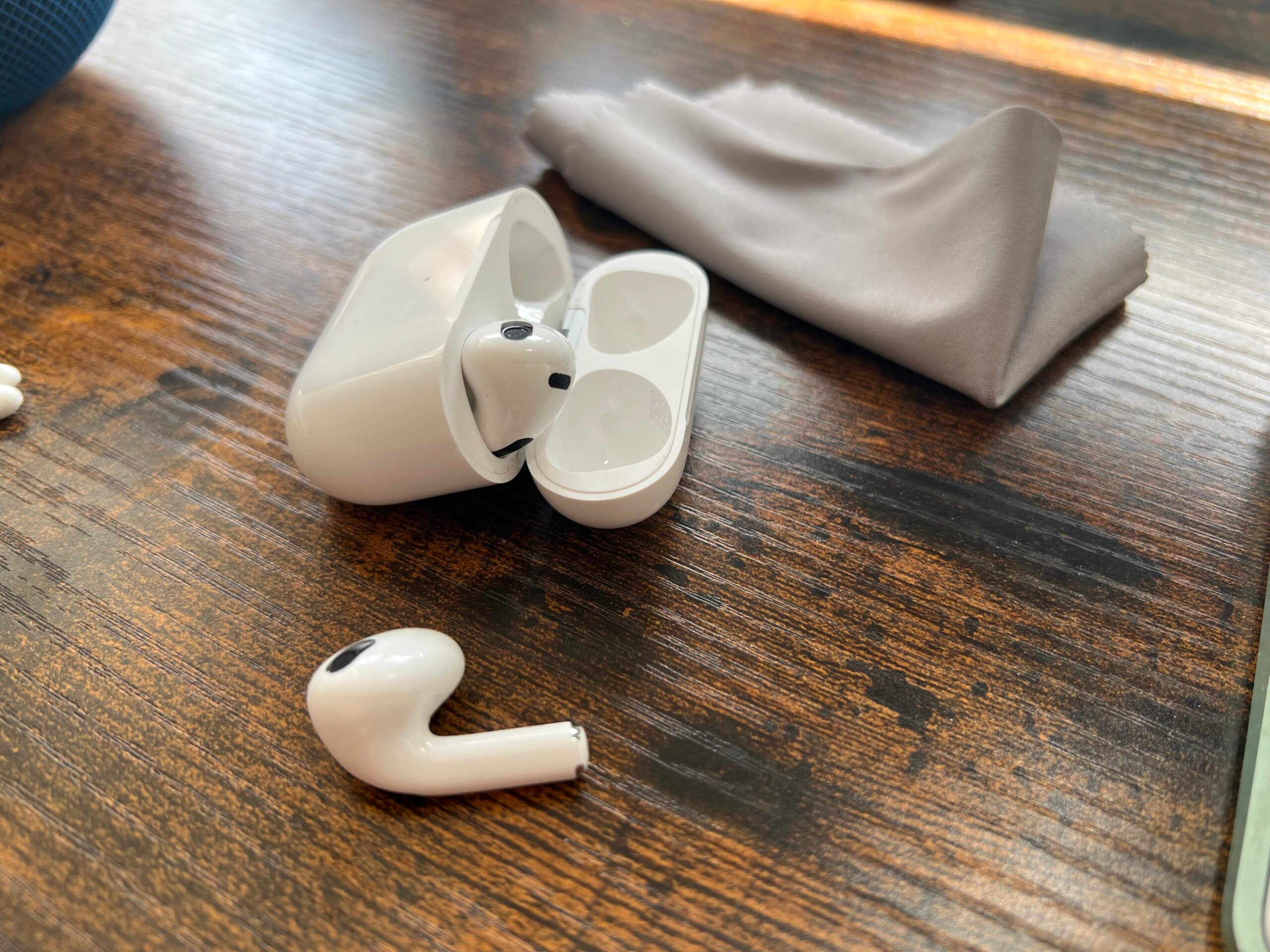 1652895614 459 Comment nettoyer les AirPod Apple