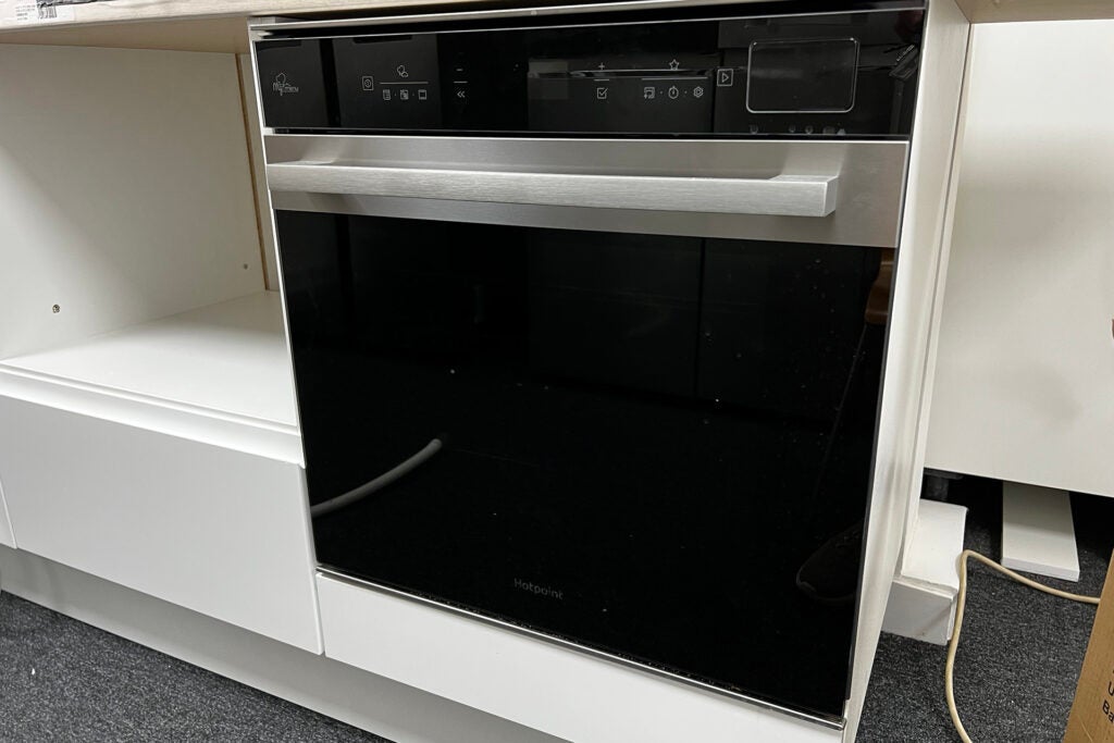 Hotpoint SI9S8C1SHIXH héros