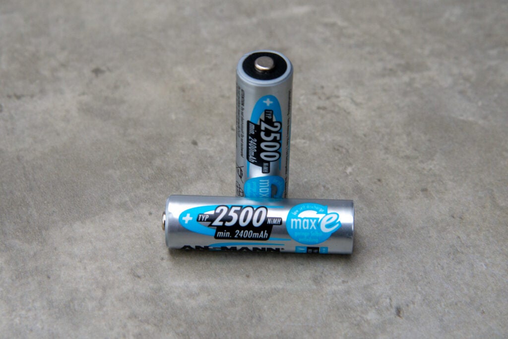 Ansmann MaxE AA 2500 une pile allongée