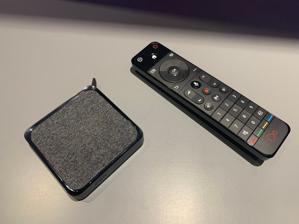 Boîtier Virgin Media Stream avec télécommande