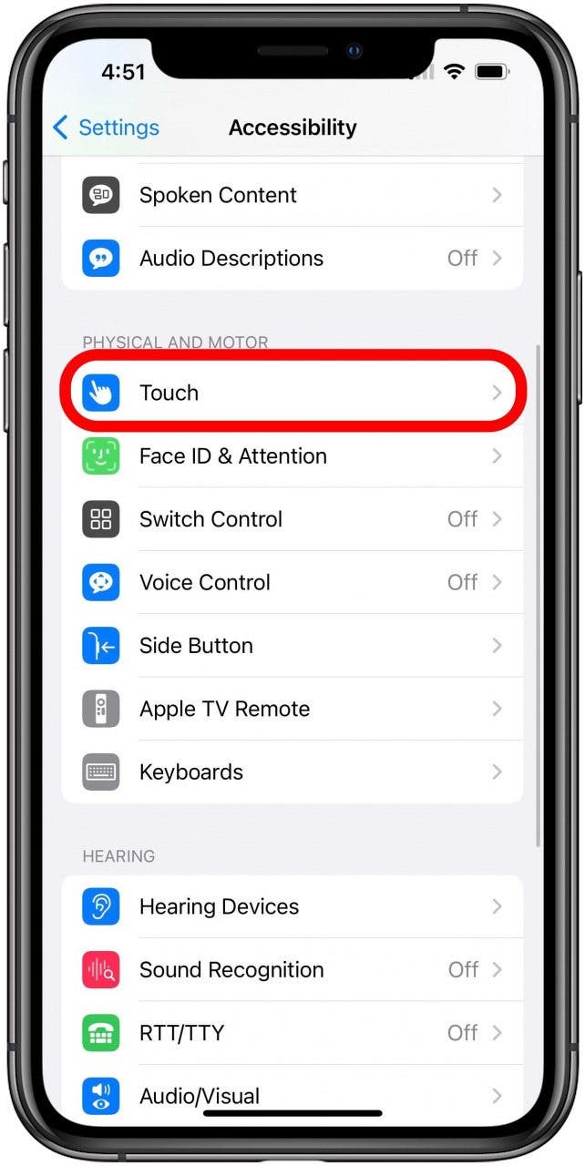 Écran des paramètres d'accessibilité avec l'option tactile marquée.