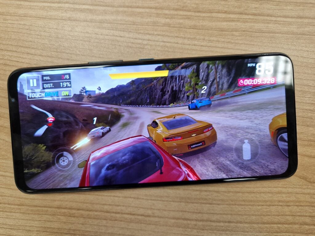 1657231214 573 Asus ROG Phone 6 Pro vs Asus ROG Phone 5