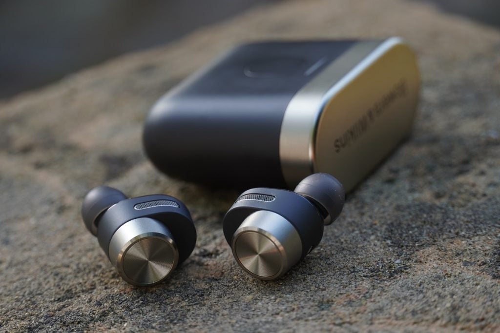 Héros Bowers et Wilkins PI7