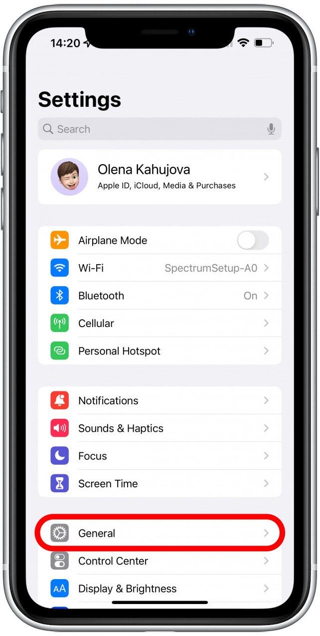 Ouvrez Paramètres et appuyez sur Général - changer le nom de l'iphone.