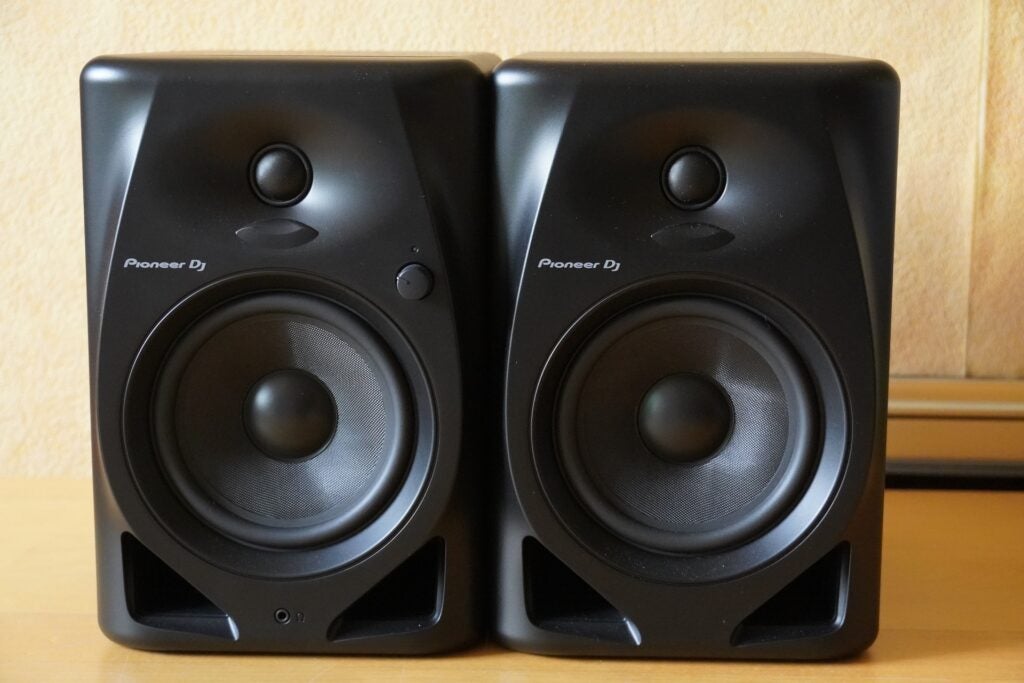 Face avant du Pioneer DM-50D