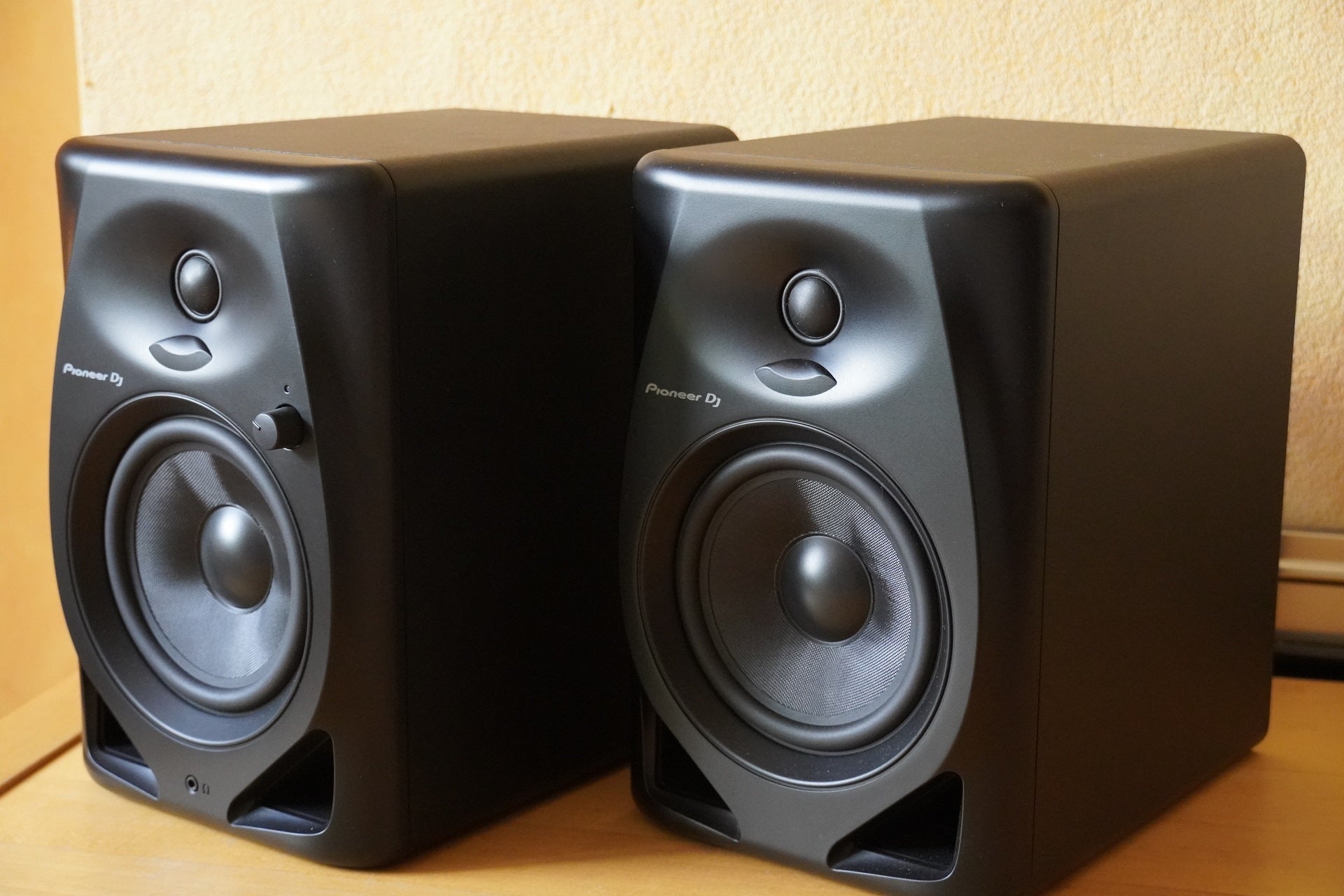 1658239212 Test du Pioneer DM 50D
