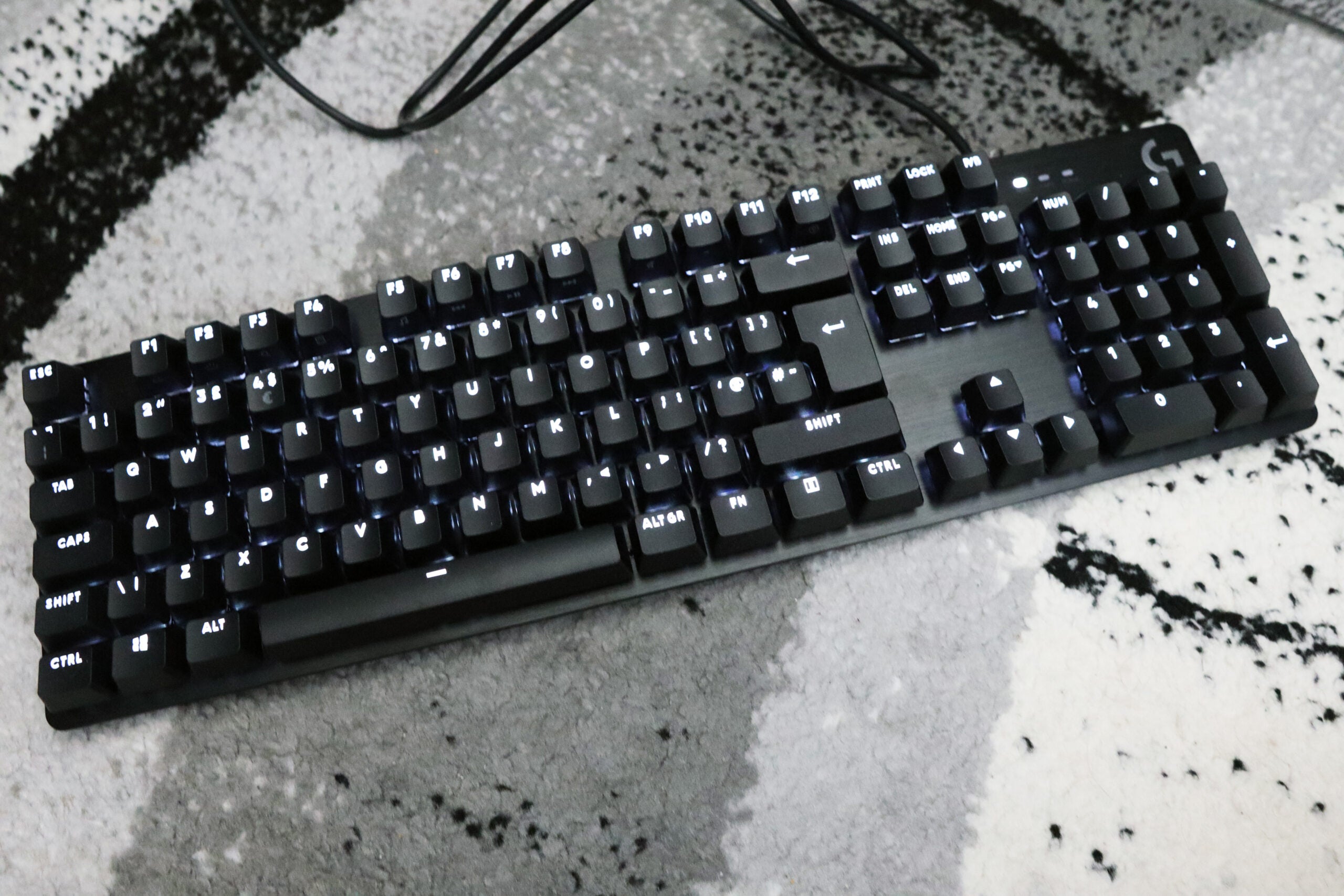 1658293691 Test Logitech G413 SE