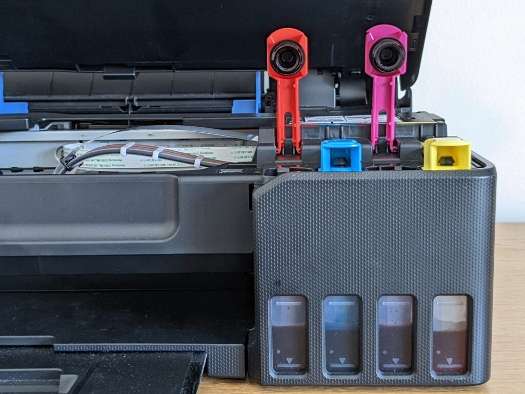 Un regard sur l'encre à l'intérieur du Canon PIXMA G650