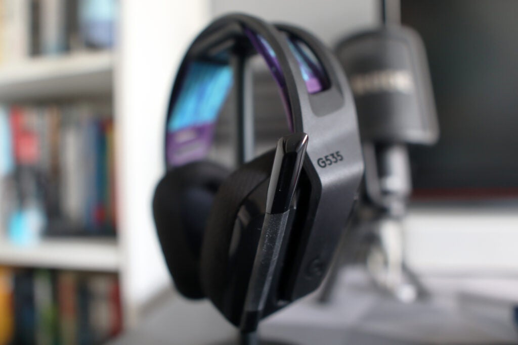 Le Logitech G535 Lightspeed vu en angle
