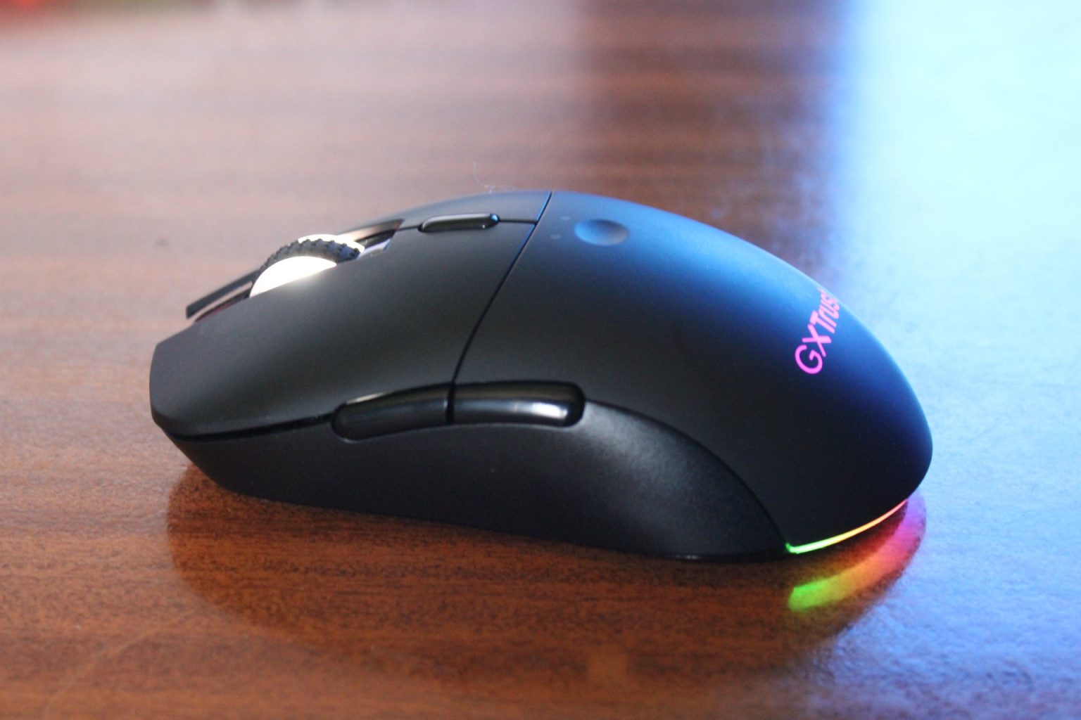 1659978008 Test du Trust Gaming GXT 980 Redex