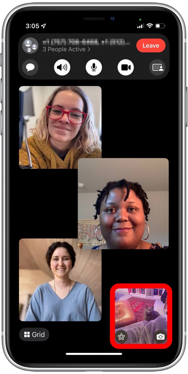 Pendant l'appel FaceTime, appuyez n'importe où sur l'écran.