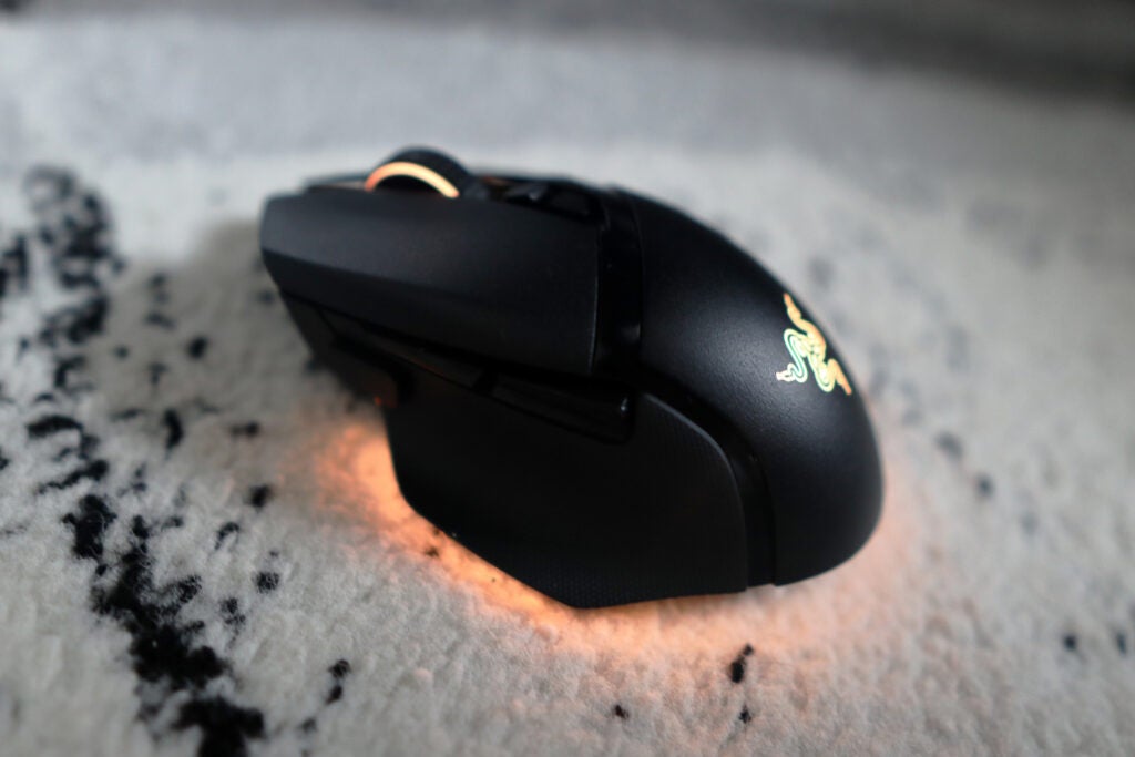Le Razer Basilisk V3 Pro vu de côté