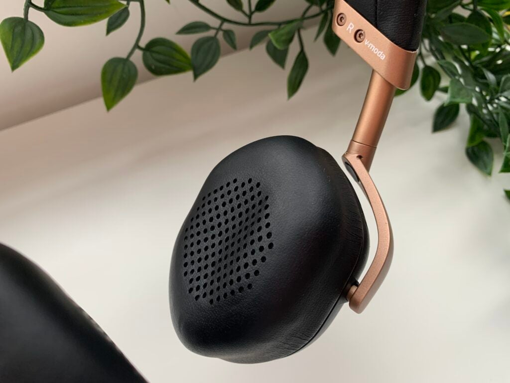 Le casque V-Moda S-80 sert également de haut-parleurs