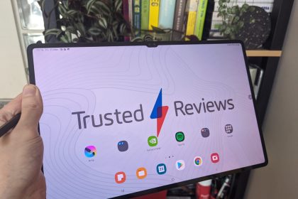 Samsung Galaxy Tab Fold arrivera debut 2023 selon la rumeur
