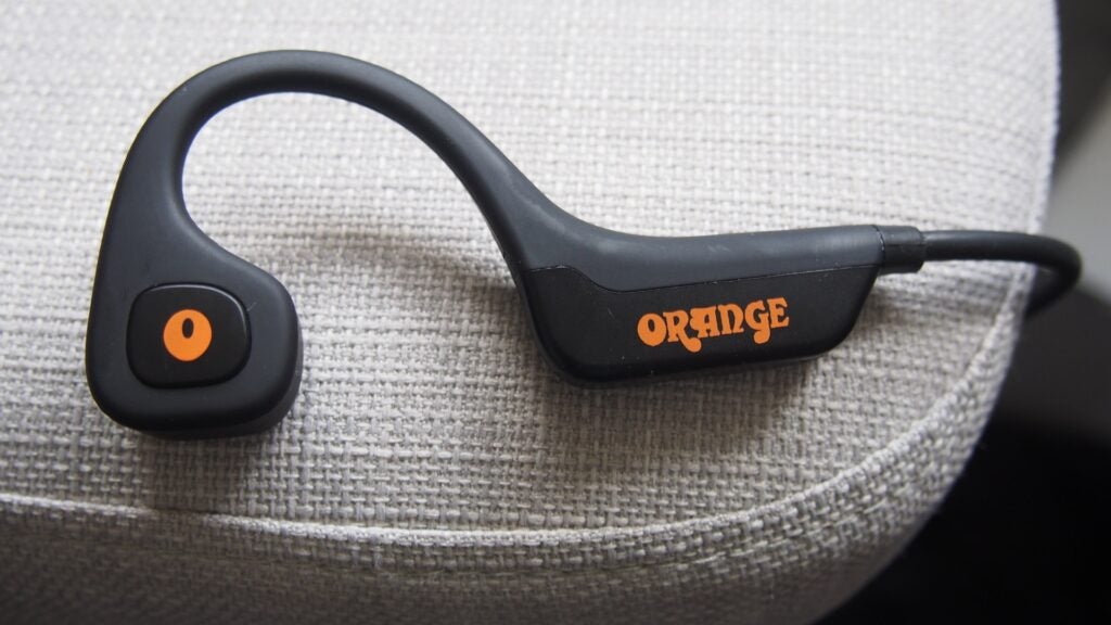Conception Orange O Bones