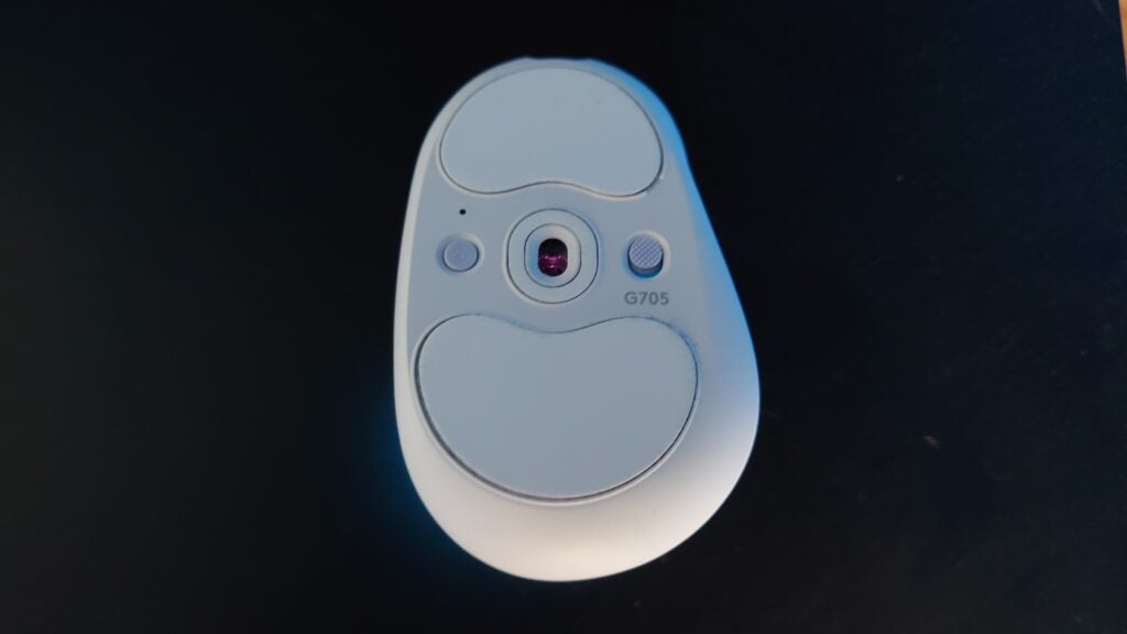 Le dessous du Logitech G705