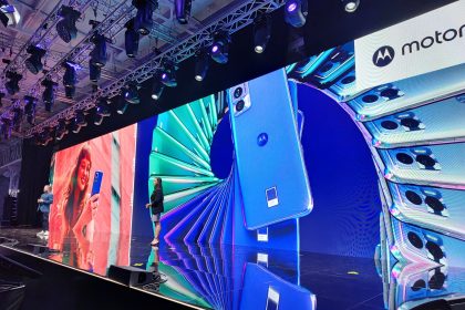 1663353631 Motorola peut il montrer ses vraies couleurs avec laide de Pantone