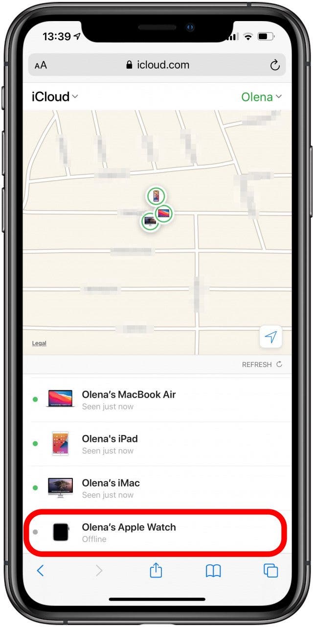 Appuyez sur l'Apple Watch que vous souhaitez supprimer.